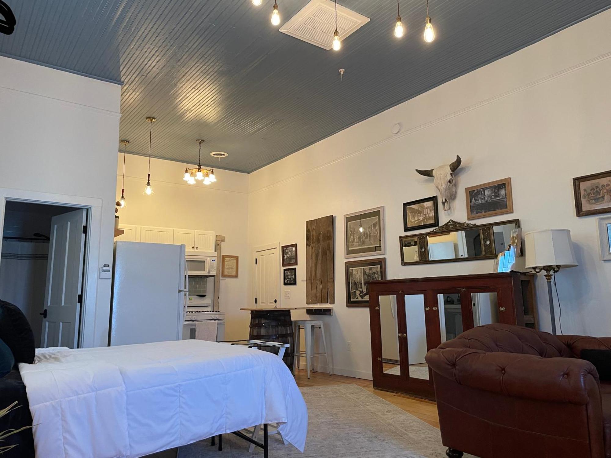 Painted Lady Bed & Brew 3* Albuquerque